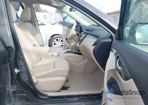 2015 Nissan Rogue z USA, uszkodzony, nr VIN 5N1AT2MV6FC838923